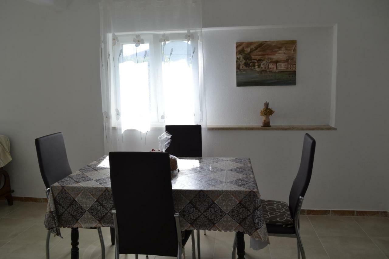 Jolanda Apartment